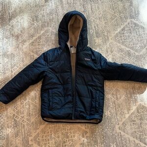 Patagonia Boys Coat size XS (5-6) Navy